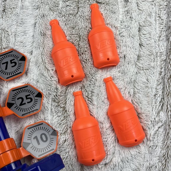 [Nerf] Bulls-Eye Digital Target; (4) Bottle Half- Targets; (150) Suction Darts - Picture 3 of 6